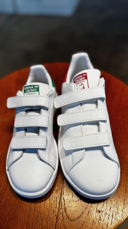 Où acheter des baskets Adidas Stan Smith enfant à Paris 16ème