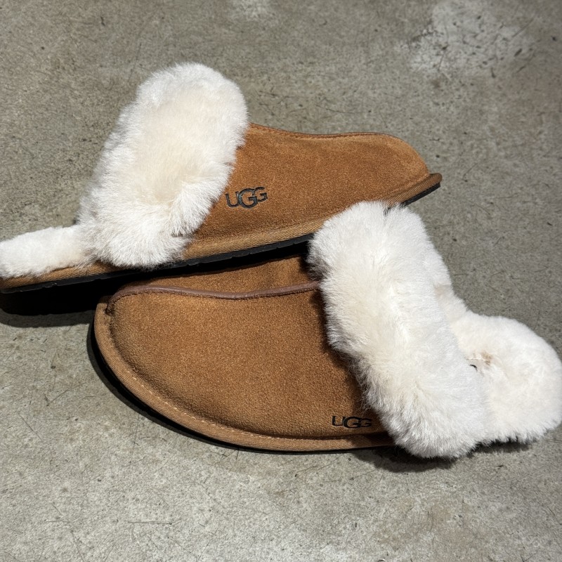 Où acheter des UGG Scuffette pour femme à Paris 16 ?