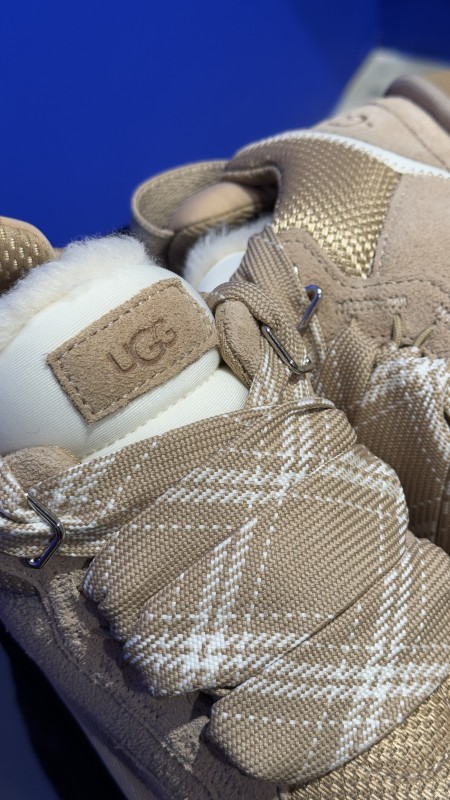 Où acheter des basket Lowmel UGG à Paris 16 ?