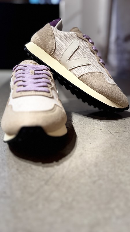 où trouver des baskets sdu de veja à Paris 16 ?