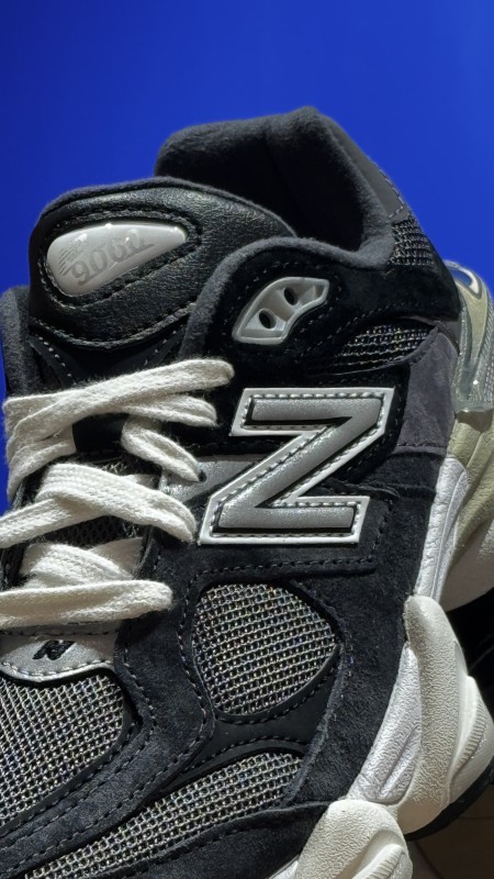 Où acheter des sneakers New Balance U9060 homme à Paris 16 ?