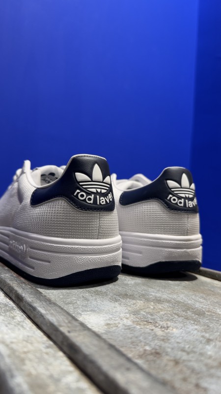 Où trouver des Rod laver d'adidas à Paris 16 ?