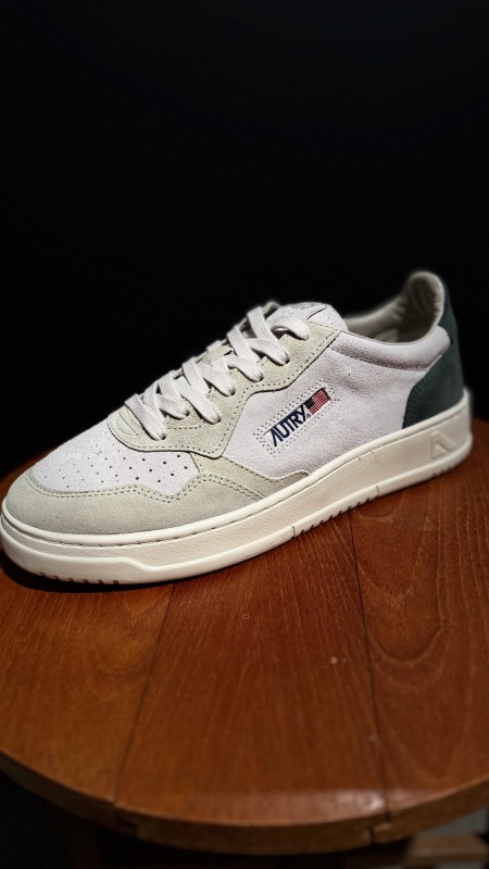 Où trouver des basket Autry à Paris 16 ?