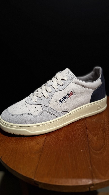 Où trouver des basket Autry à Paris 16 ?