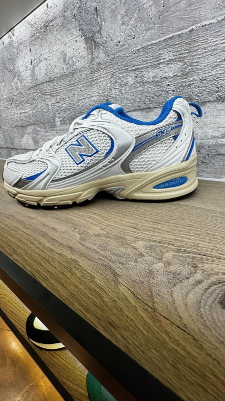 Où trouver des baskets MR530 pour homme à Paris 16 ?