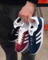 Notre zone d'activité pour ce service Magasin de vente de chaussures sneakers tendance et stylées pour femme, homme et enfant dans toutes les tailles disponibles