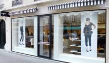 vente de vetements et sacs Paris 75116 passy agnes b